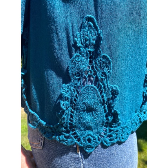 ✨HP✨ Xhilaration Blouse - Picture 2 of 8